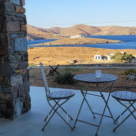 Villa Kouri Naoussa Beachfront