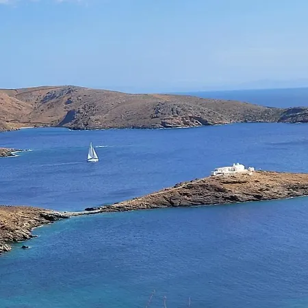 Kouri Naoussa Beachfront *