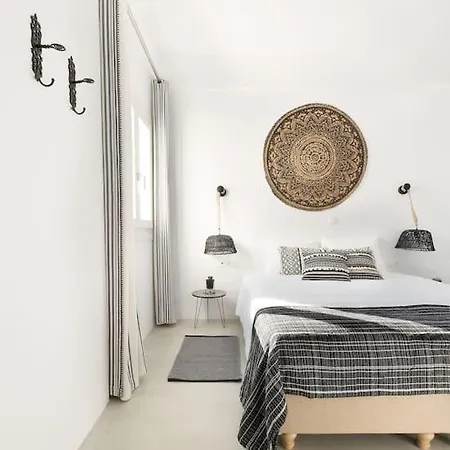 Kouri Naoussa Beachfront Βίλα *