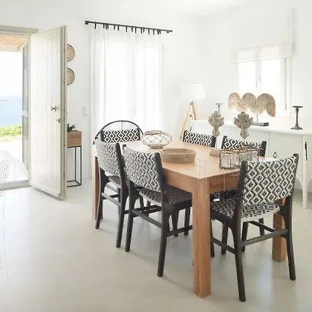 Kouri Naoussa Beachfront * Kitnos